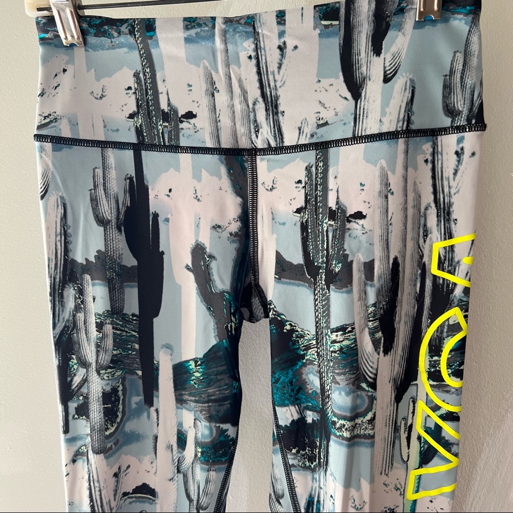Knockout by VS Sport Cactus Workout leggings